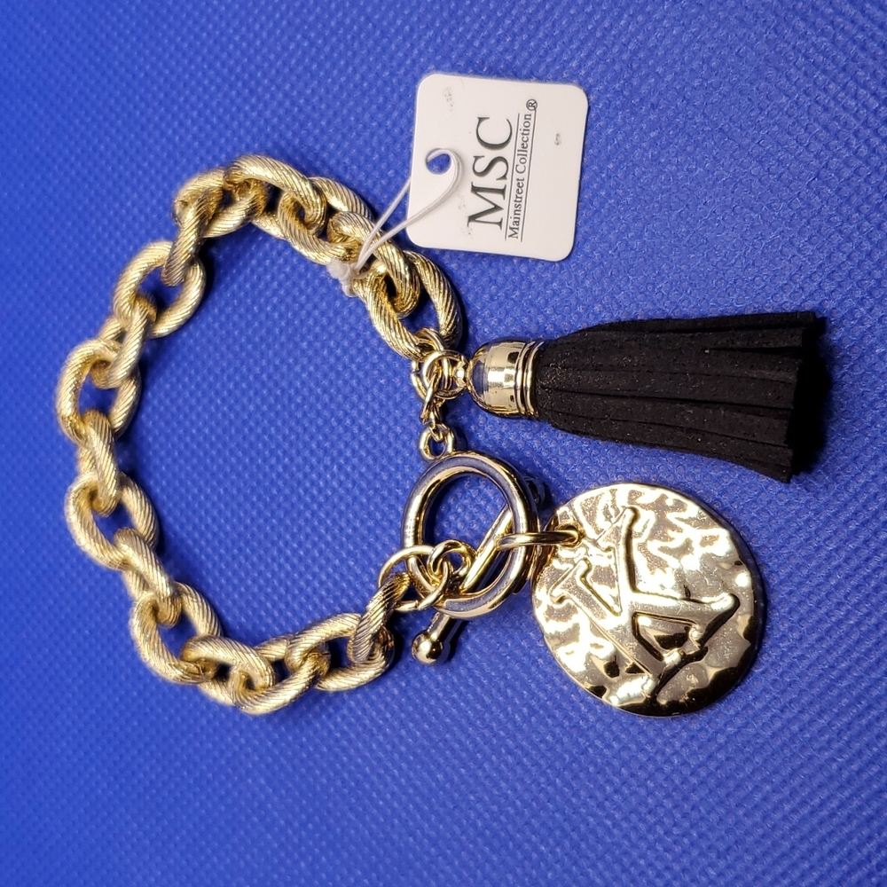 MSC GOLDTONE INITIAL BRACELET NWT